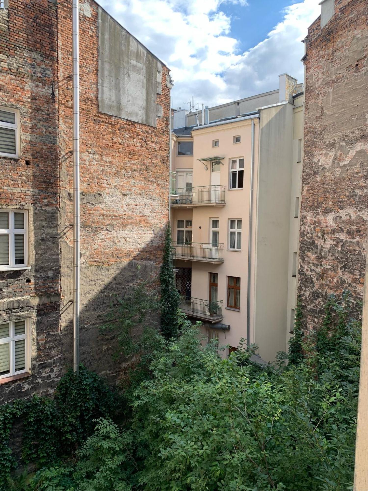 Apartament Gold Jasmine Cracóvia Exterior foto
